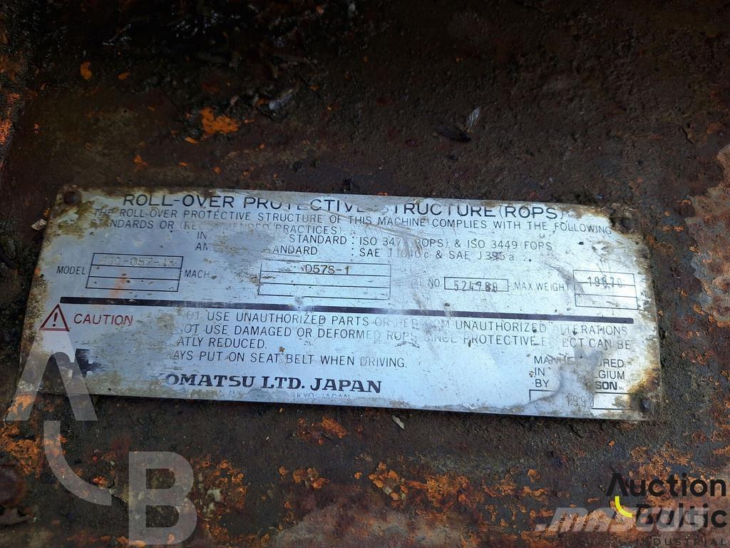 Komatsu D57S-1 推土機