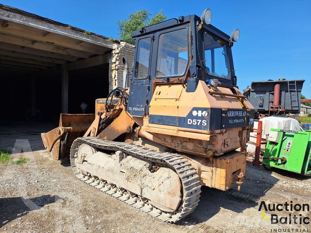 Komatsu D57S-1 推土機