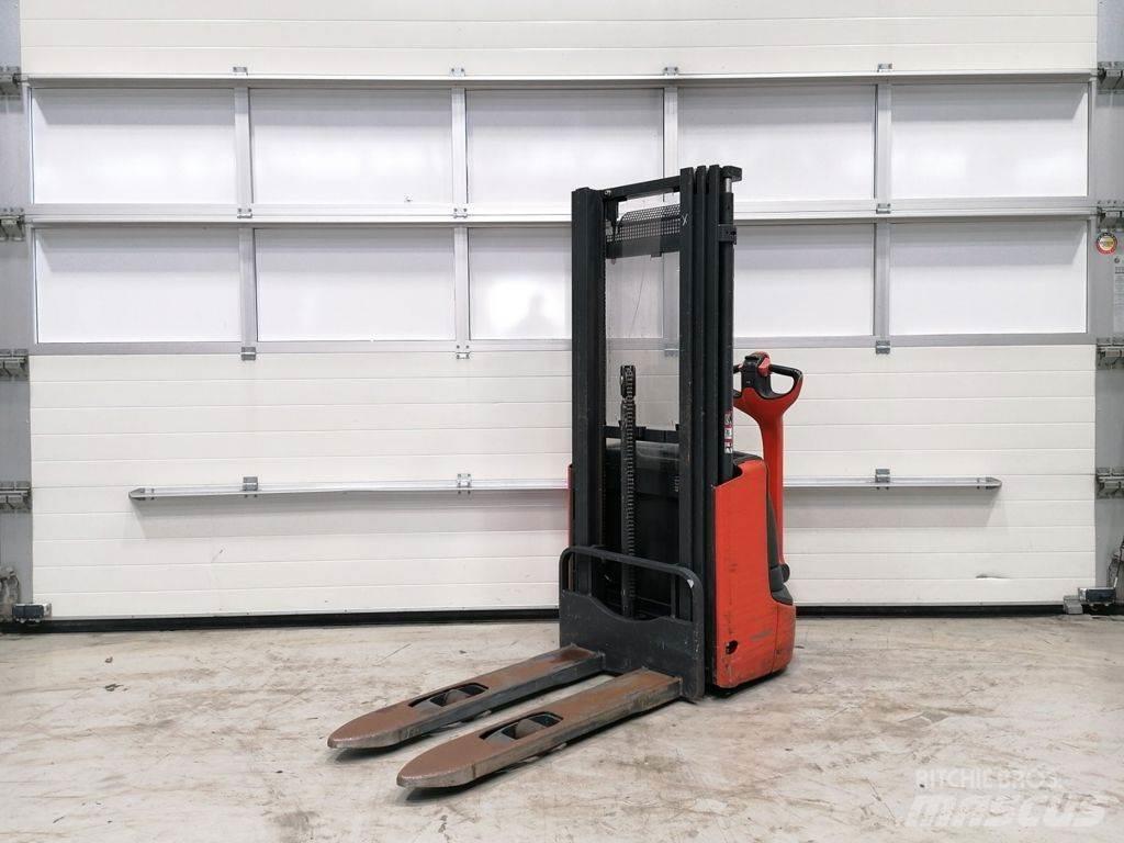 Linde L10 行走控制式堆積機