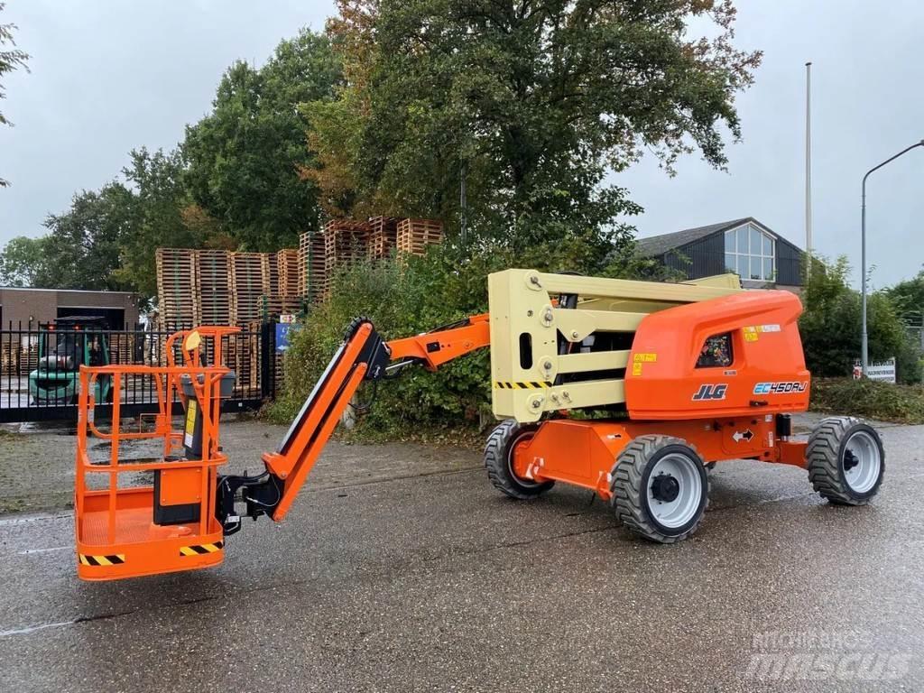 JLG EC450AJ 曲臂高空作業車