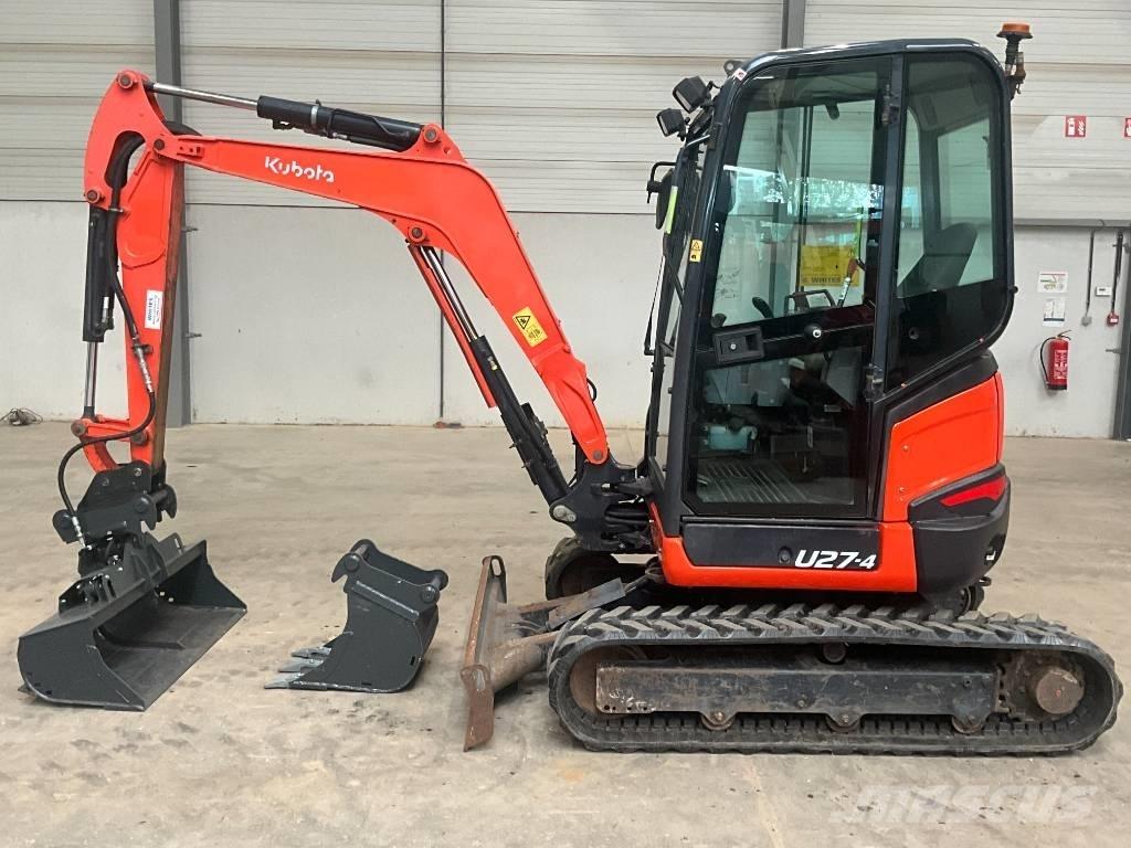 Kubota U 27-4 小型挖土機/掘鑿機<7t(小型挖掘機)