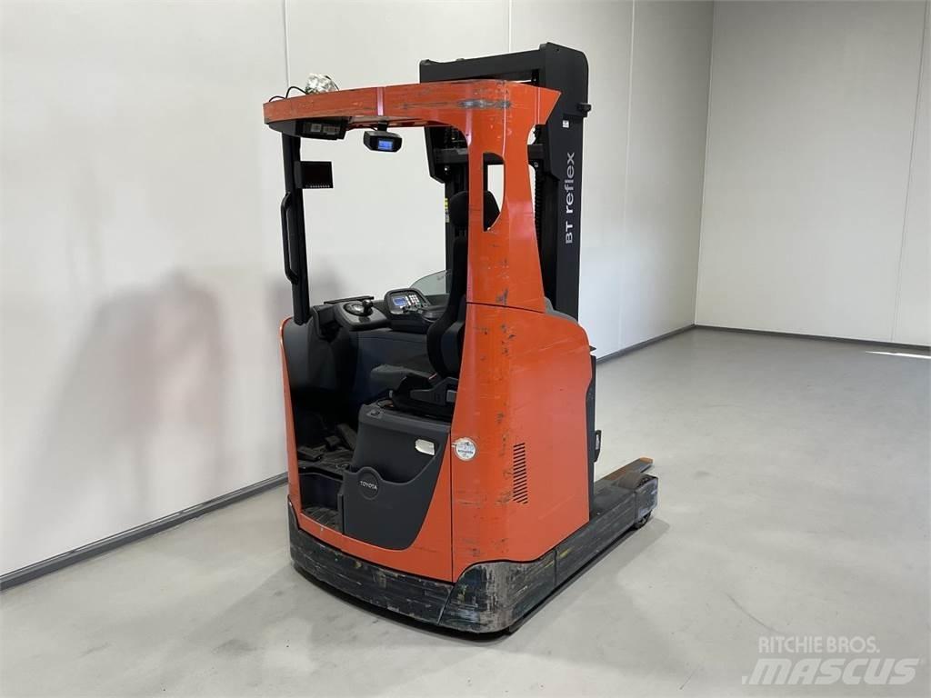 BT RRE 14 前伸式堆高機(叉車)