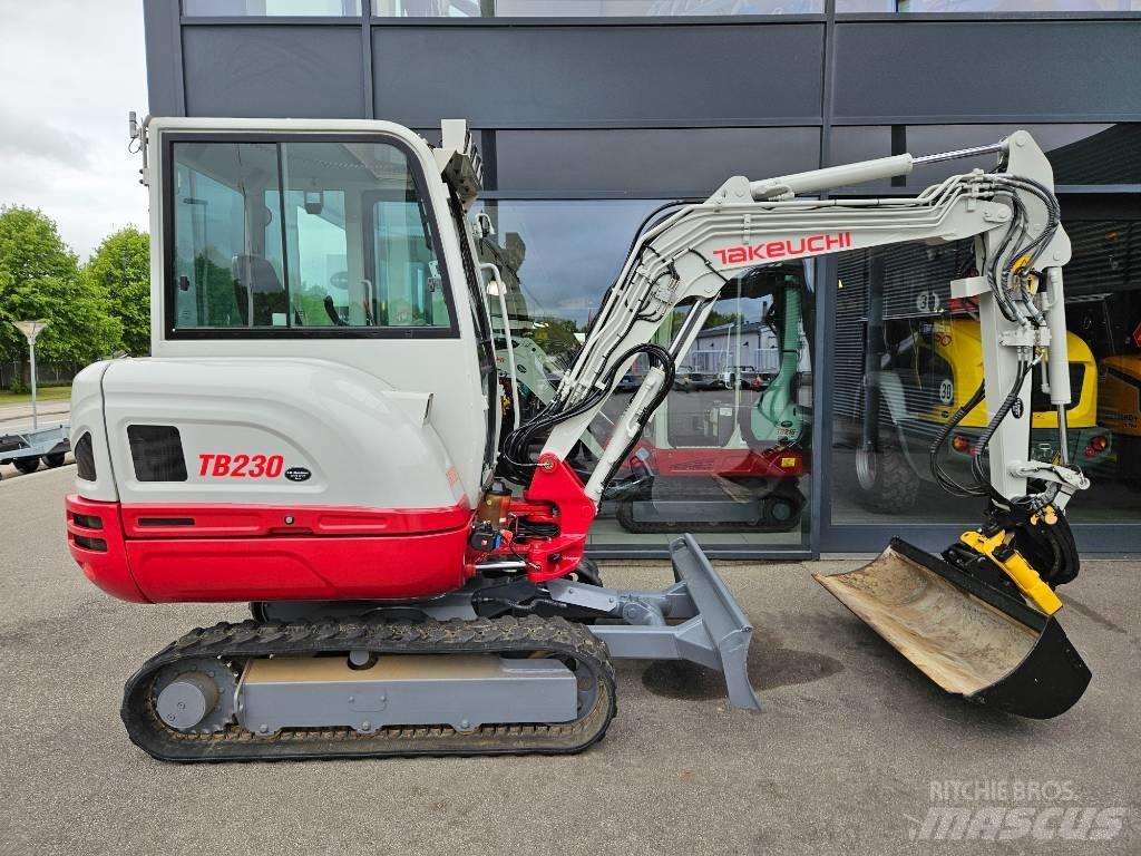 Takeuchi TB 230 小型挖土機/掘鑿機<7t(小型挖掘機)