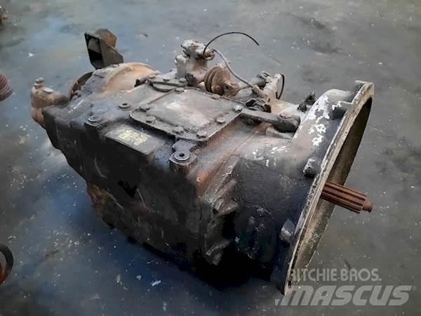 Volvo SR70 齒輪箱