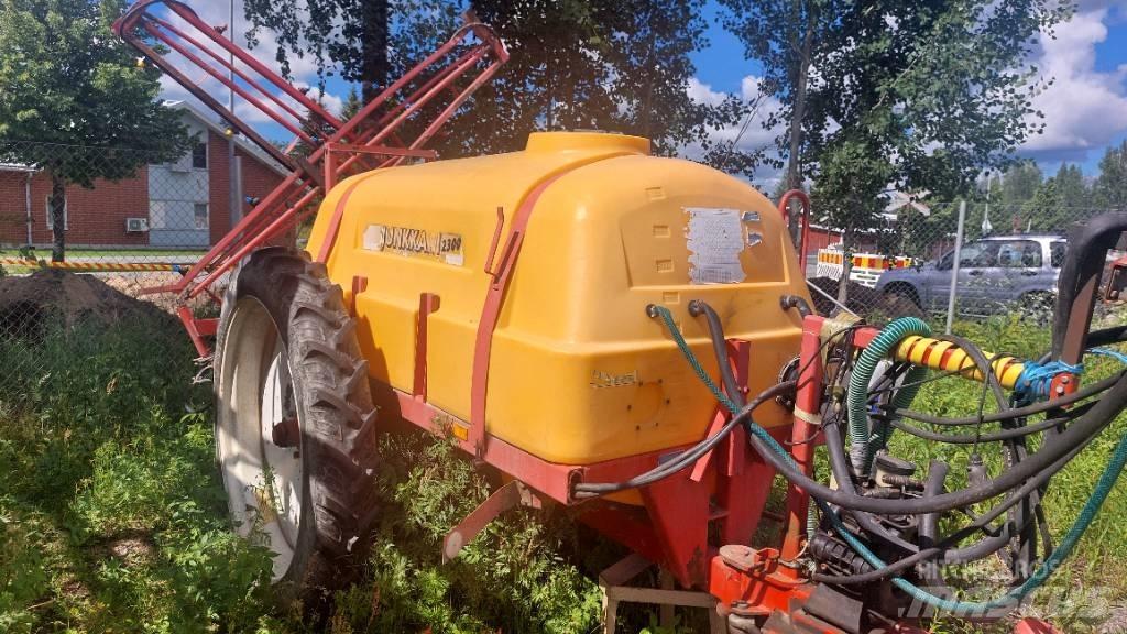 Junkkari 2300/12 牽引式噴霧機