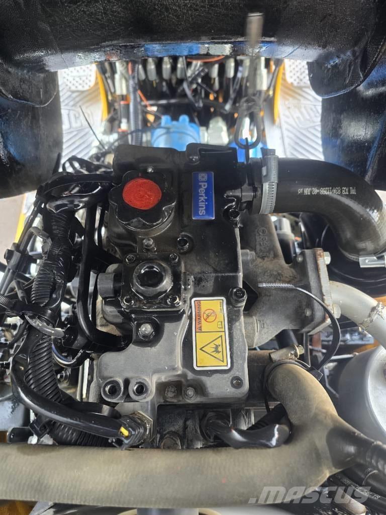 JCB 8008 CTS 小型挖土機/掘鑿機<7t(小型挖掘機)