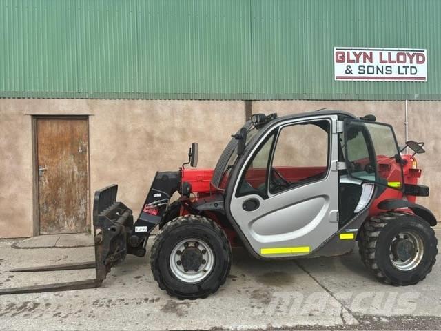 Manitou MT 625 伸縮臂操作車