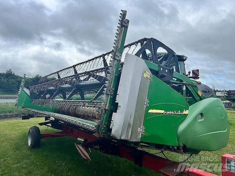 John Deere 622R 聯合收割機頭
