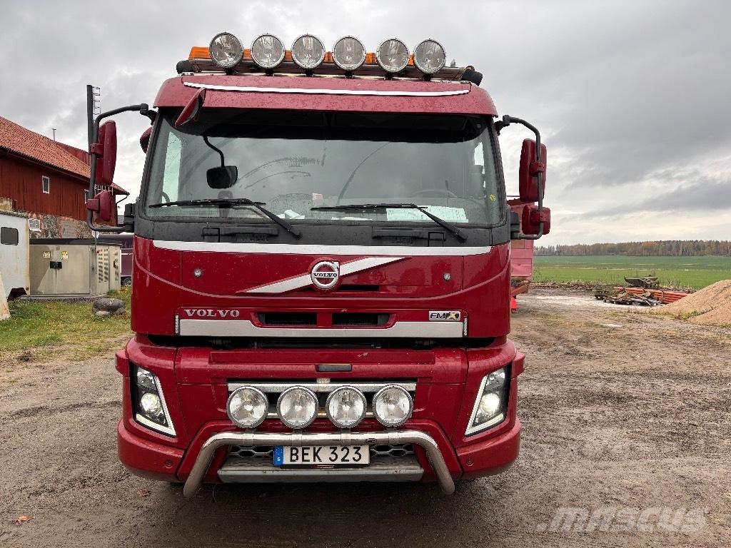 Volvo VOLVO FM 8*4 吊鉤式起重車