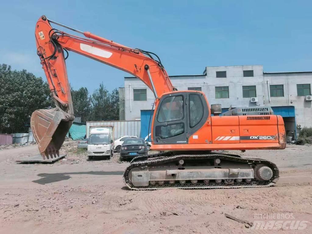 Doosan DX260 履帶式 挖土機/掘鑿機/挖掘機