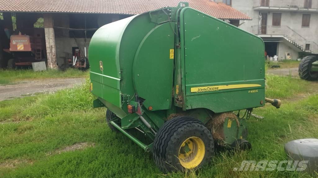 John Deere F 450 圓型牧草打包機