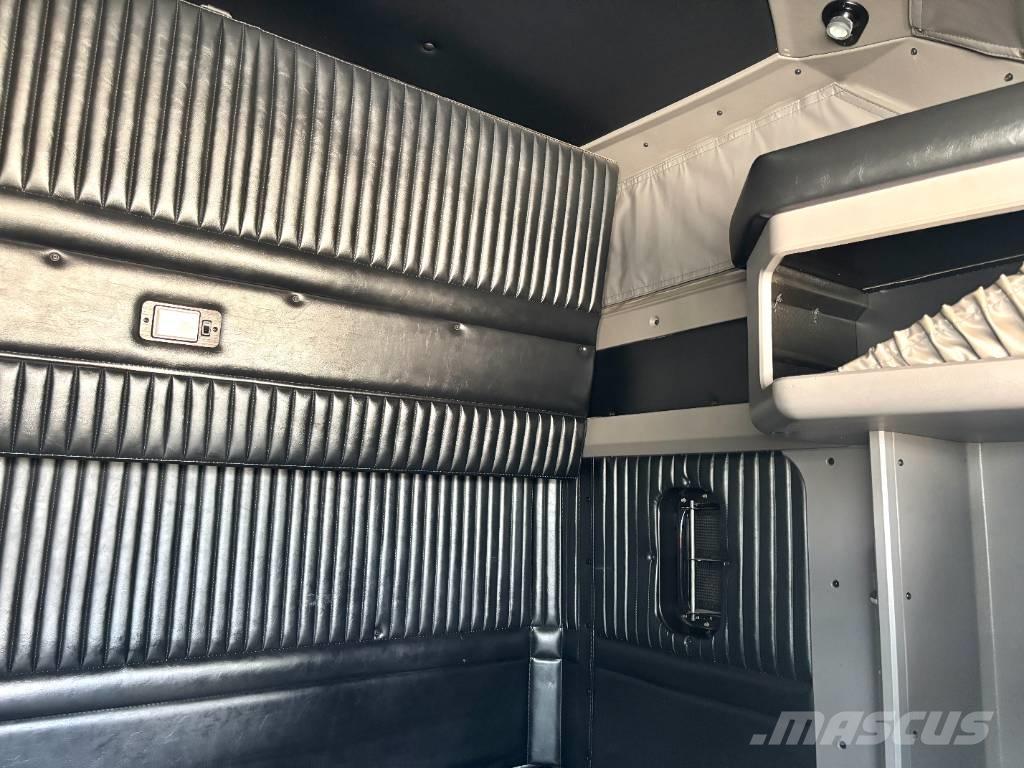 Kenworth T 800 曳引機組件