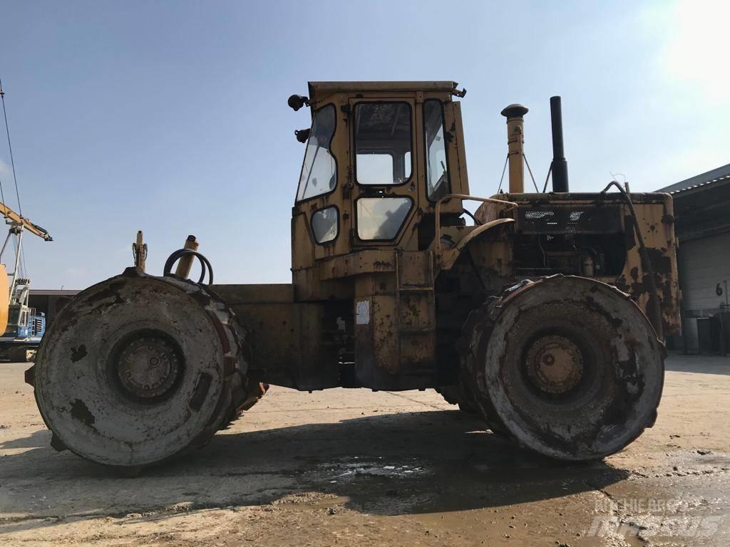 CAT 815 土壤壓實機