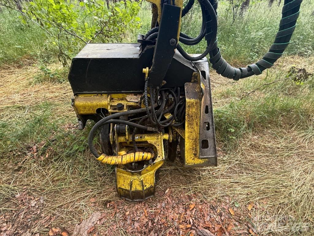 John Deere 1270 G 收穫機