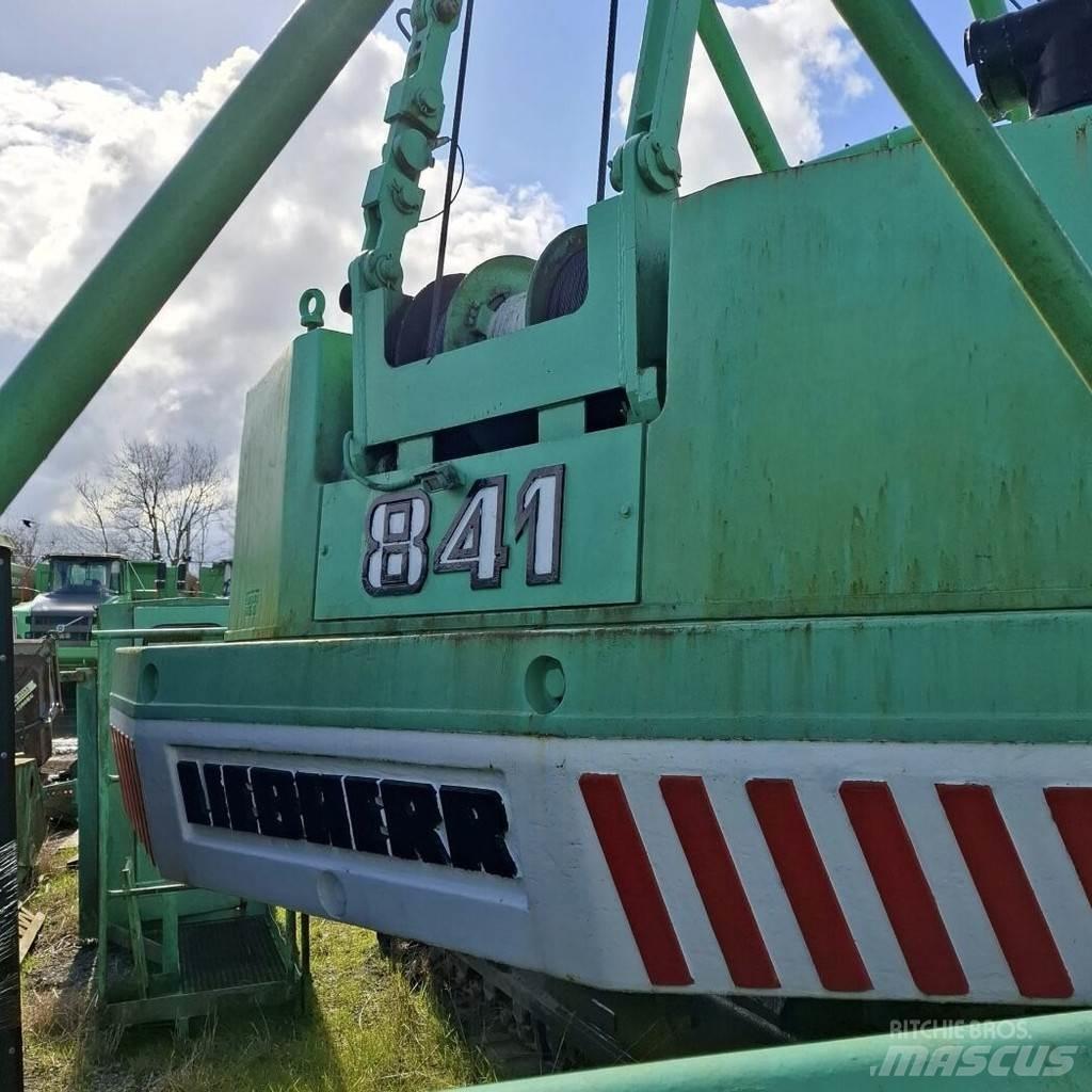 Liebherr HS 841 履帶式起重機