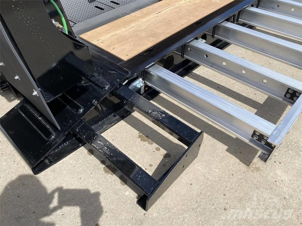 Jet TRI AXLE DETACH 低架裝載車