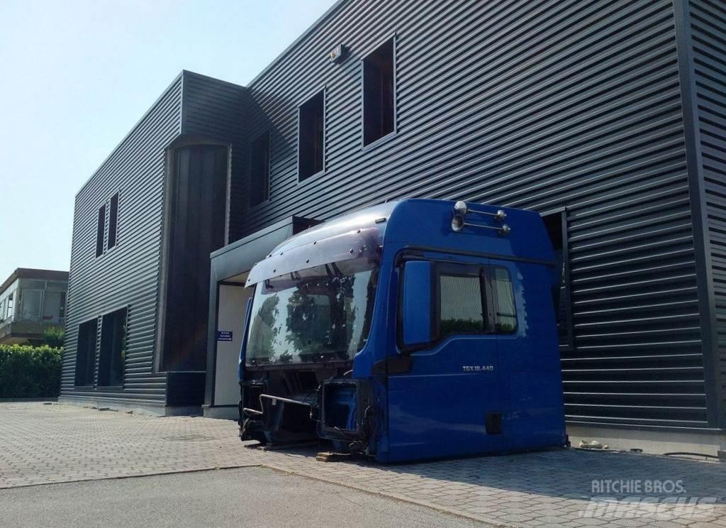 MAN TGX XLX EURO 5 駕駛室與內部
