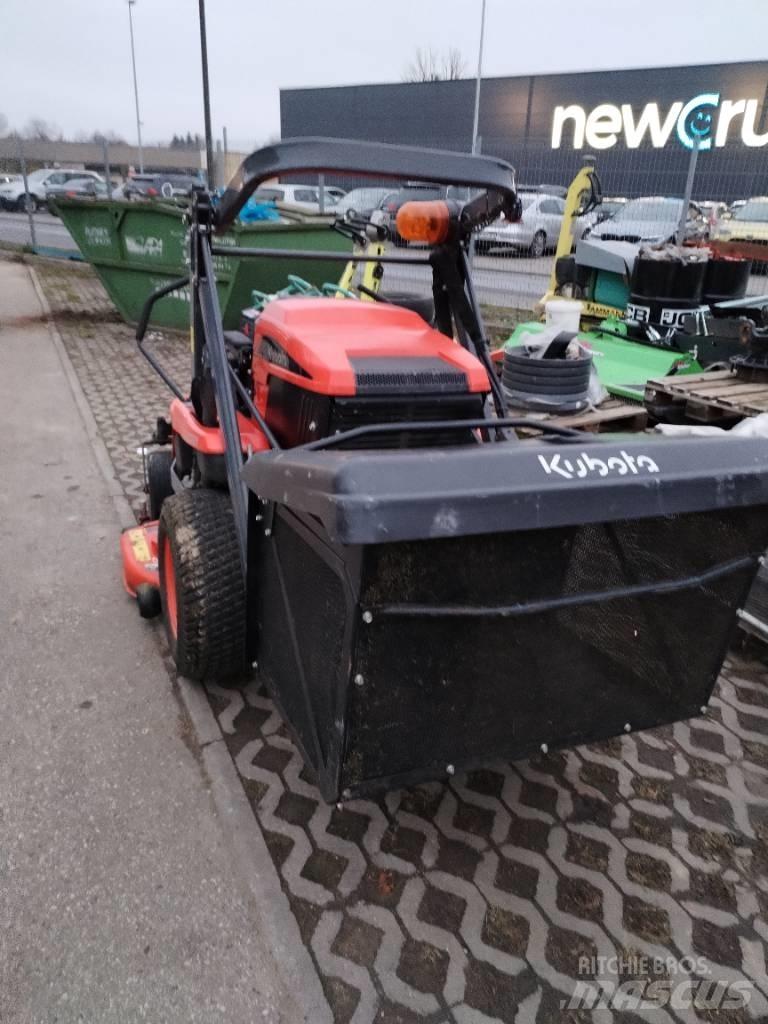 Kubota GZD 21 騎乘式割草機