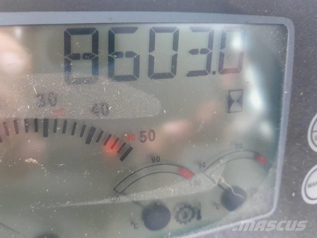 JCB 412 農業用伸縮臂裝載機