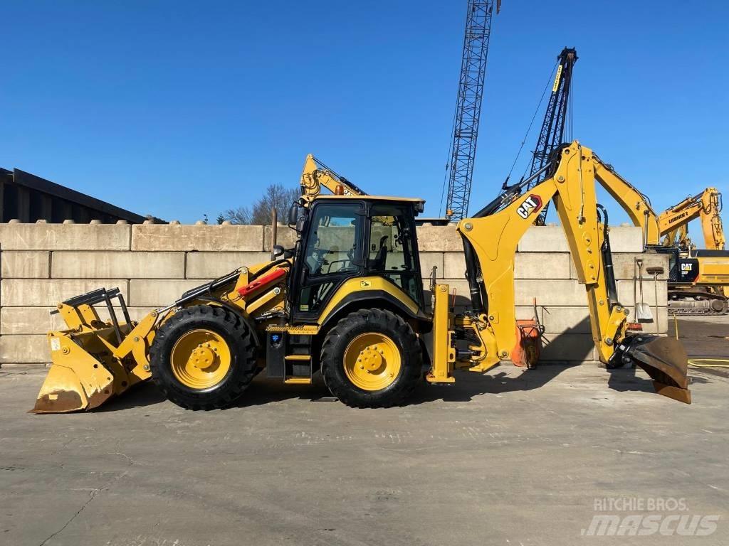 CAT 444  4x4 反鏟裝載機