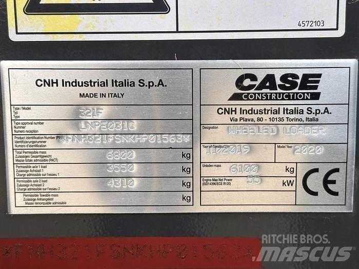 CASE 321F 輪胎式裝載機