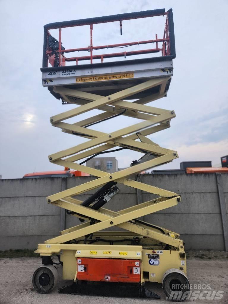 JLG 3246 ES 剪式升降機