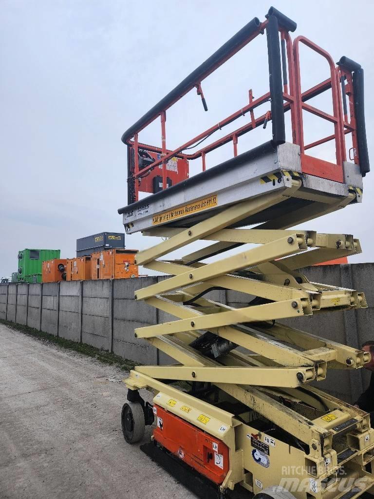 JLG 3246 ES 剪式升降機