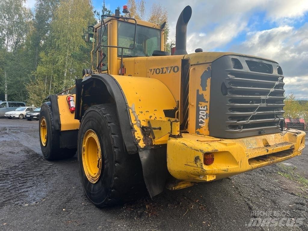 Volvo L 220 E 輪胎式裝載機