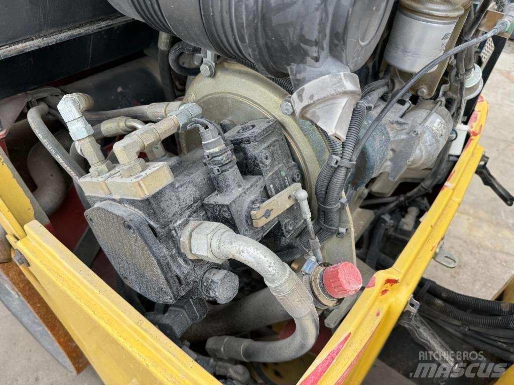Dynapac CC1100 雙輪滾壓機