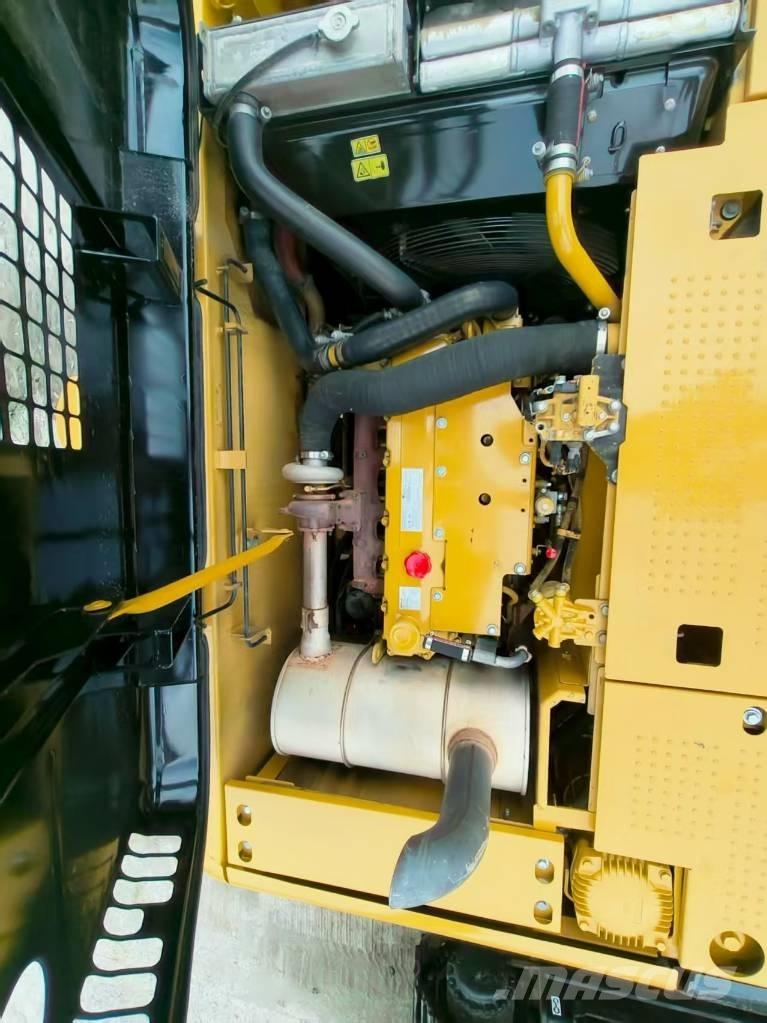 CAT 320 D 履帶式 挖土機/掘鑿機/挖掘機