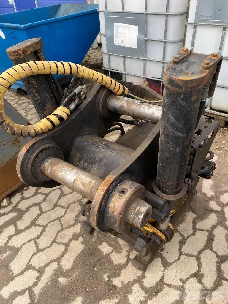Engcon EC20 SS9 鏟斗