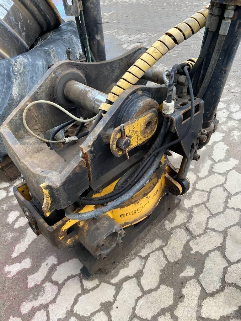 Engcon EC20 SS9 鏟斗