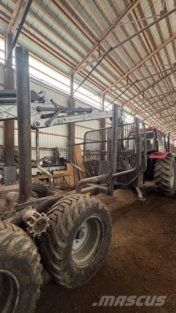 Belarus 1221.5 曳引機