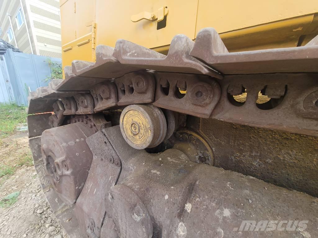 CAT 973 推土機