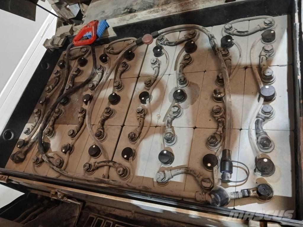 Nissan JAG1N1L16Q 電動堆高機