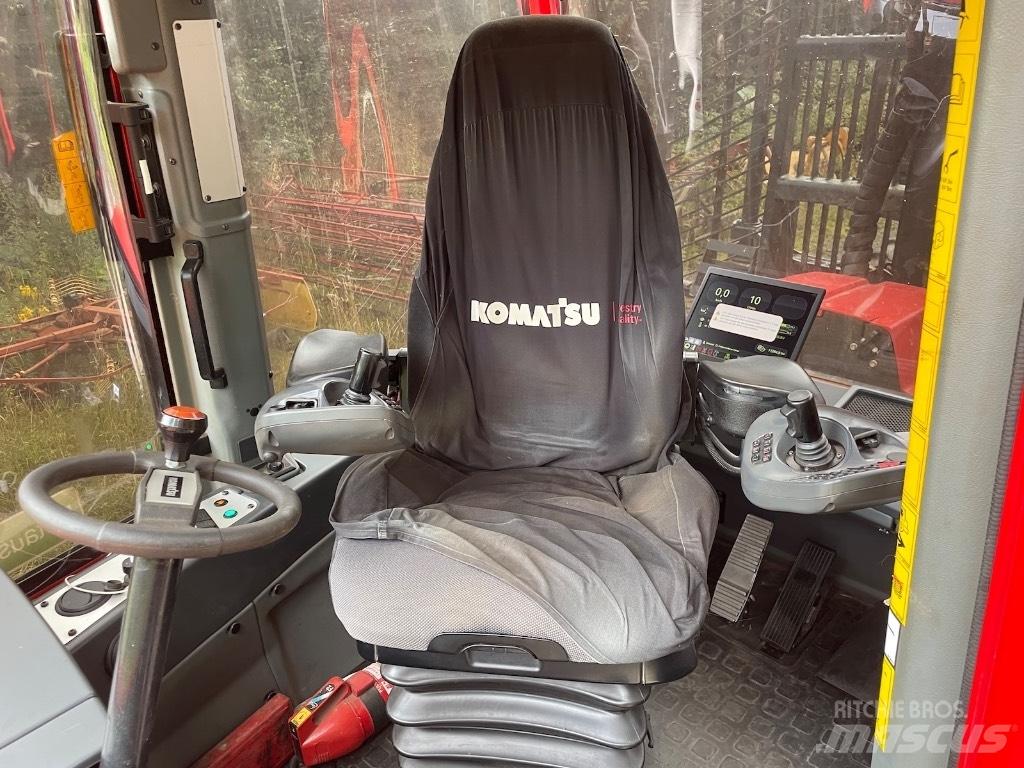 Komatsu 855 集運機
