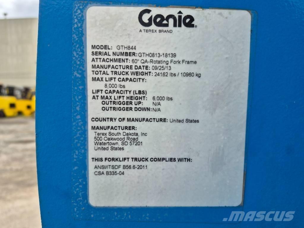 Genie GTH 844 伸縮臂操作車
