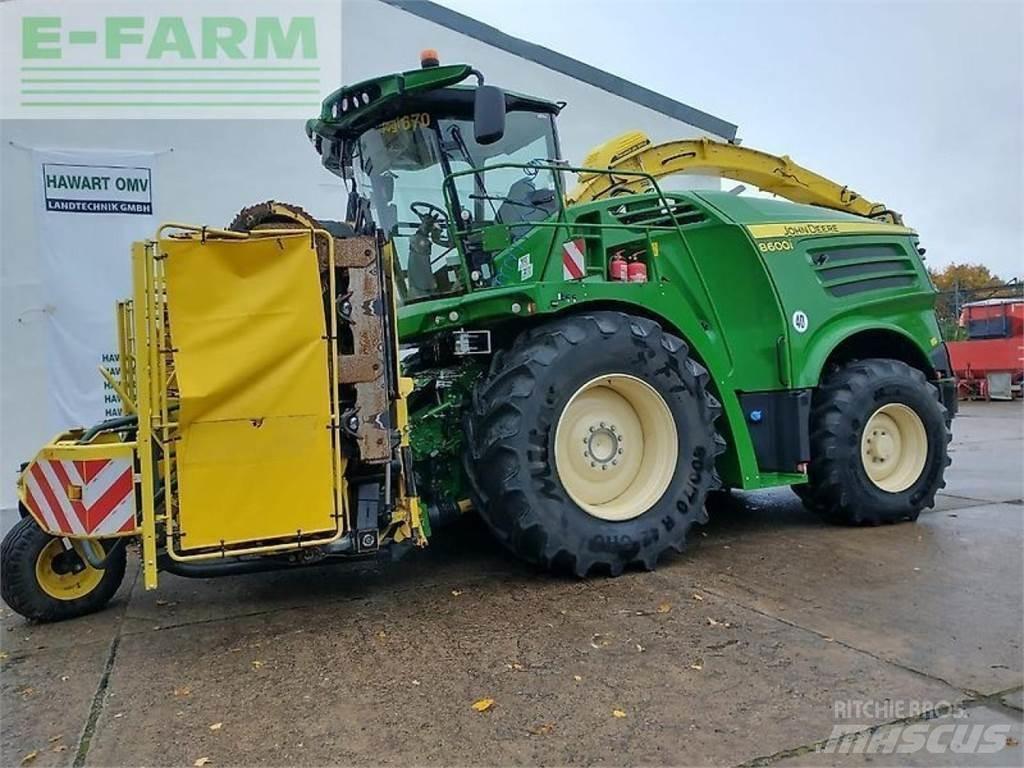 John Deere 8600 自走式飼料採集機
