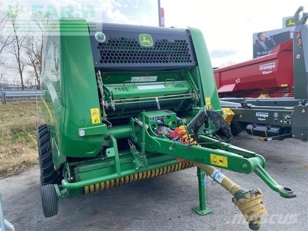 John Deere 960 方形打捆機
