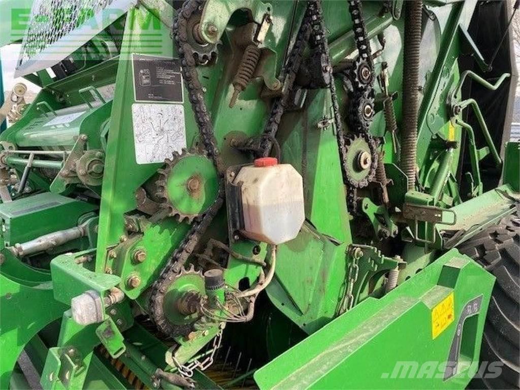 John Deere 960 方形打捆機