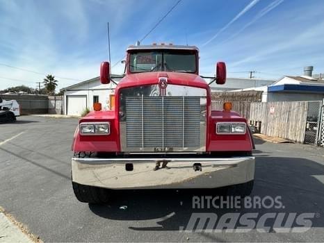 Kenworth W 900 其他貨車