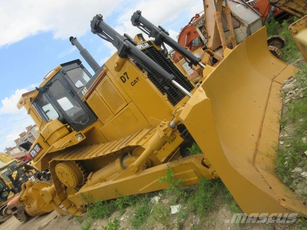 CAT D 7 H 履帶推土機