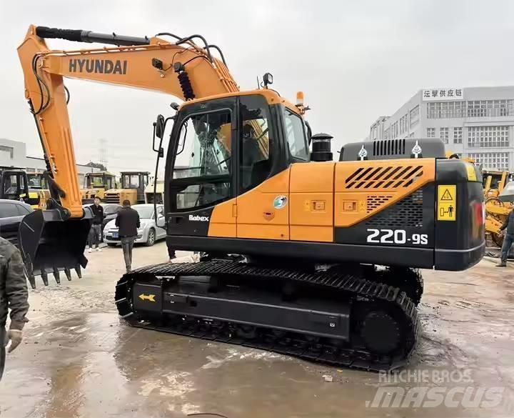 Hyundai R220-9S 履帶式 挖土機/掘鑿機/挖掘機