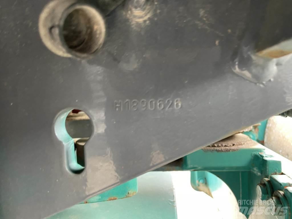 Hamm 3307 HT 單輪滾壓機