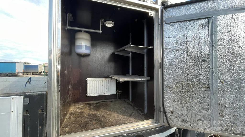 Volvo FL 10 運輸車輛