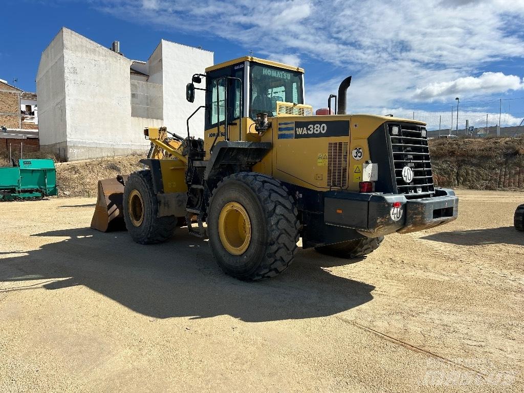 Komatsu WA 380-5 輪胎式裝載機