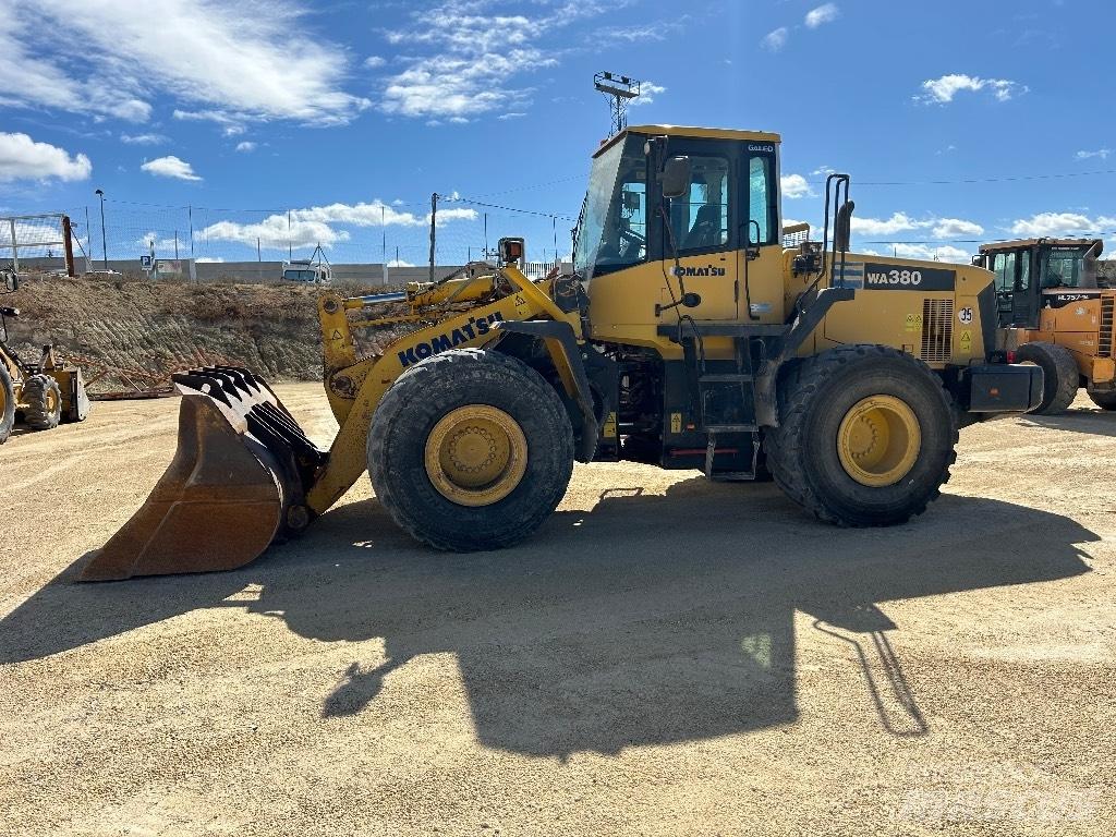 Komatsu WA 380-5 輪胎式裝載機