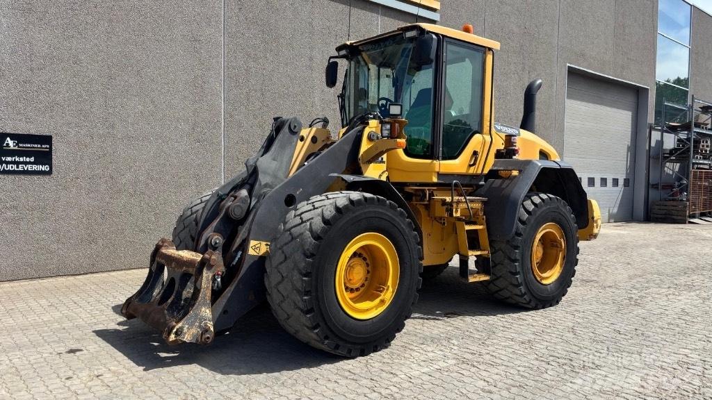 Volvo BM L 90 G 輪胎式裝載機