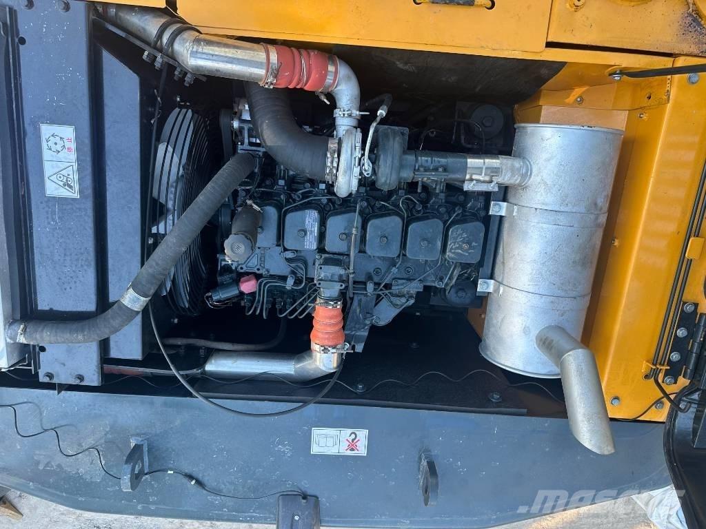 Hyundai HX 220 履帶式 挖土機/掘鑿機/挖掘機