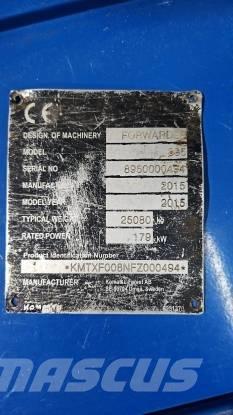 Komatsu 895 集運機